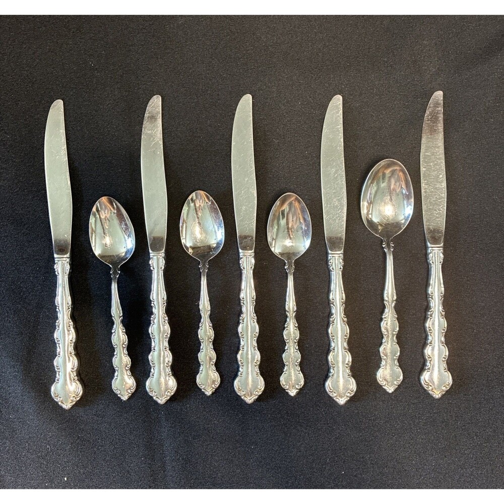 Vintage Oneida MOZART Deluxe Stainless 9 Piece Flatware Set Knife Tea Soup Spoon
